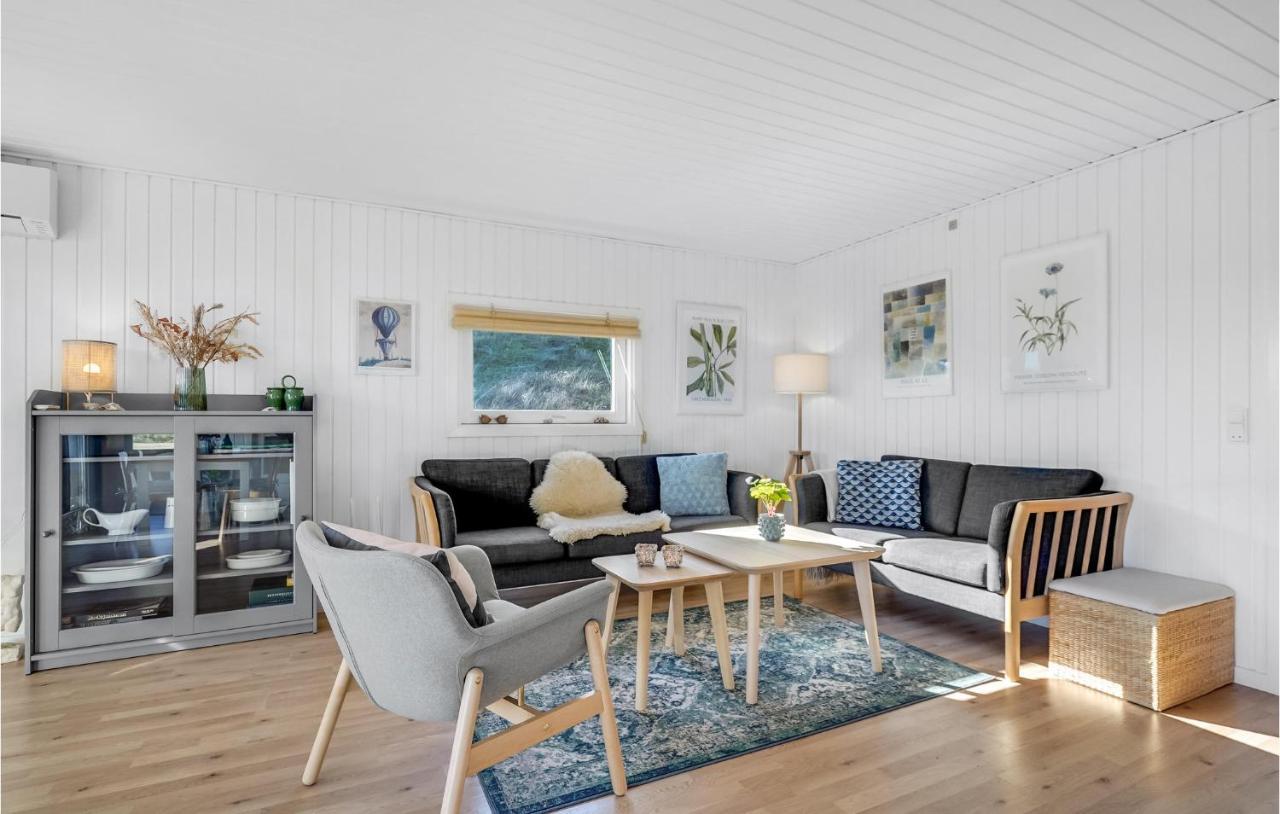 Stunning Home In Fano With House A Panoramic View ภายนอก รูปภาพ